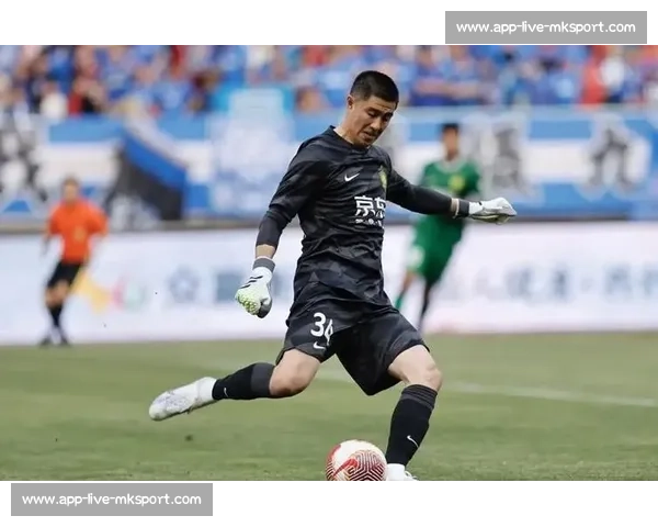 斯帕伊奇：关键战需谨慎，国安 2-1 亚泰暴露防守隐患