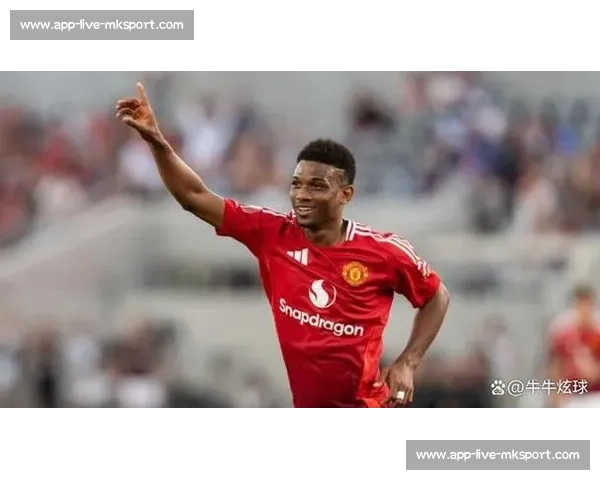 迪亚洛续约曼联！科特迪瓦飞翼化身红魔新拳王，锋线暴力美学再升级