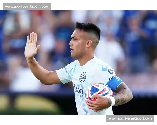 阿切尔比:钢铁防线铸就冠军信念,世俱杯拒绝度假式出征 阿切尔比:钢铁防线铸就冠军信念,世俱杯拒绝度假式出征