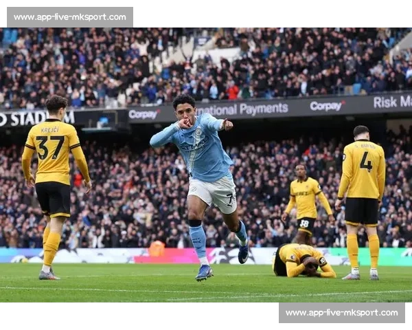 曼城世俱杯首战备战训练:新援谢尔基、赖因德斯合练亮相 曼城世俱杯首战备战训练:新援谢尔基、赖因德斯合练亮相