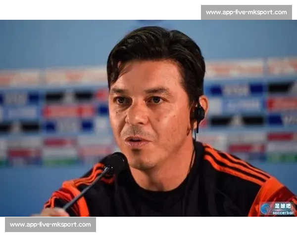 成都联名红酒商家严正谴责河南球迷恶意冲击直播间